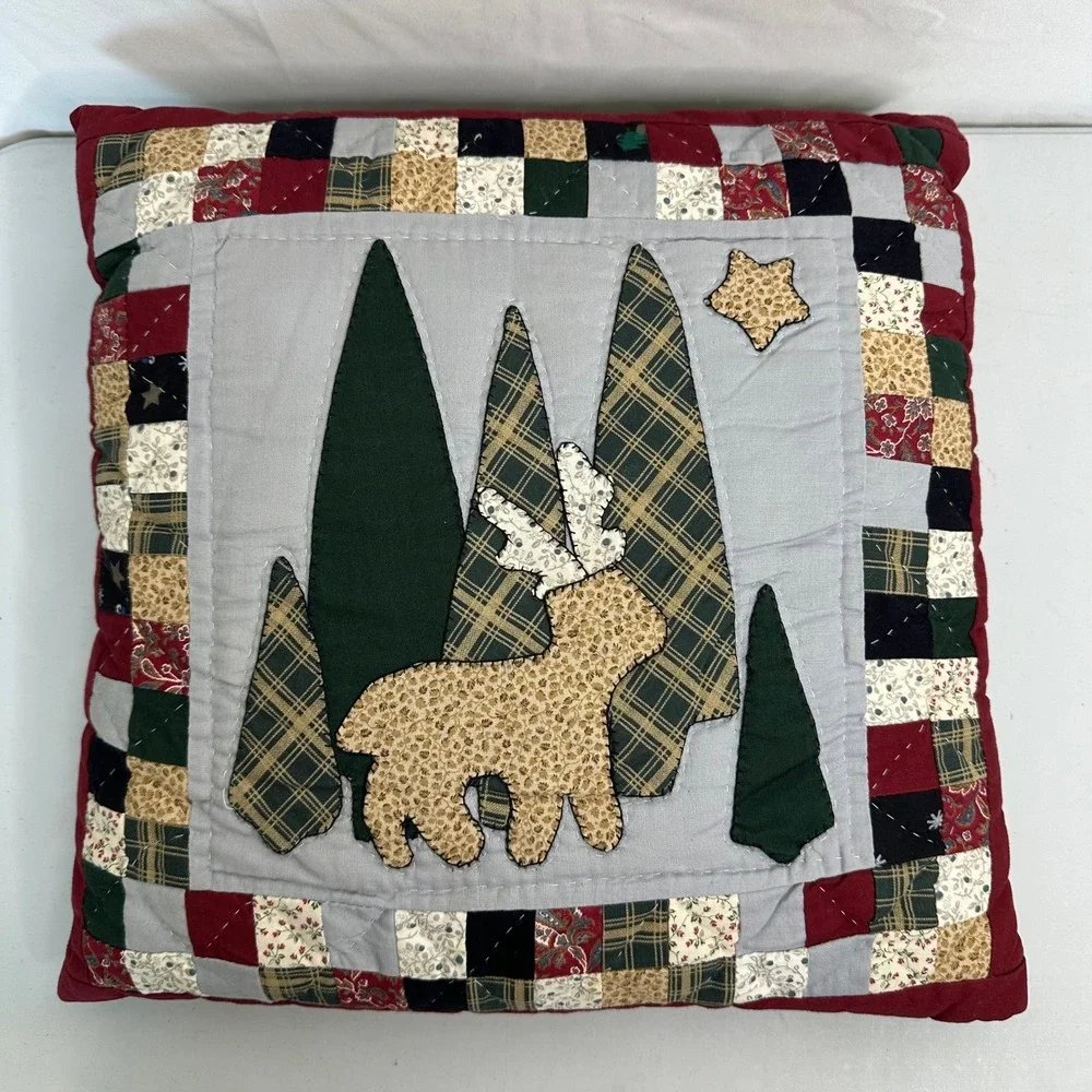 Coming Home Lands End Reindeer Patchwork Quilted Christmas Throw Pillow 14x14